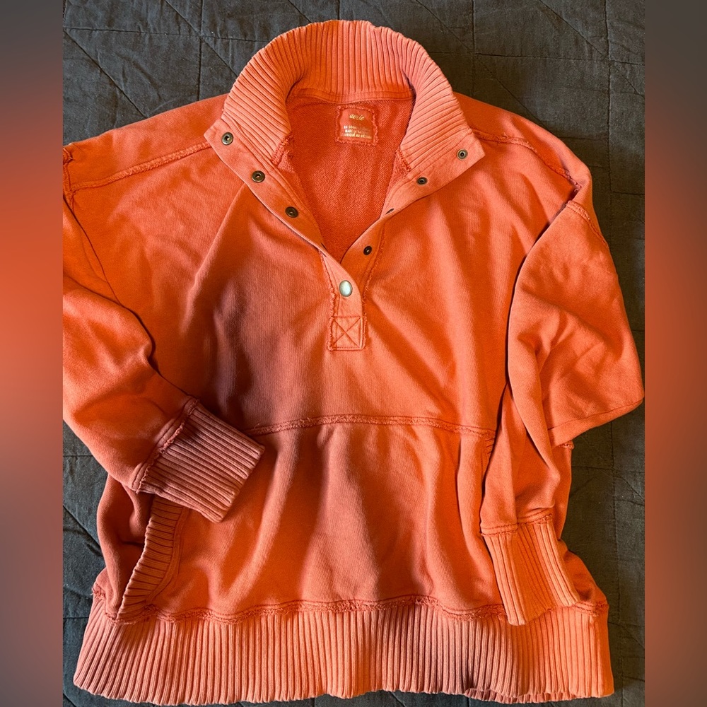 Aerie sweatshirt